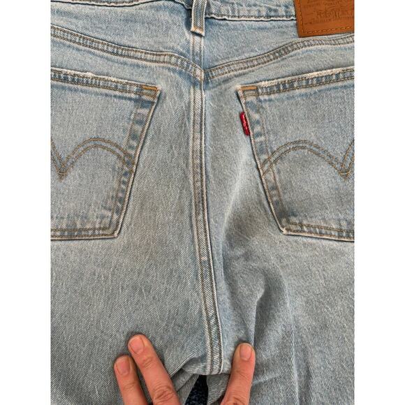Levi's Wedgie Fit High-Rise Straight Jeans, Size 28 – Light Wash, Distressed - Picture 5 of 5